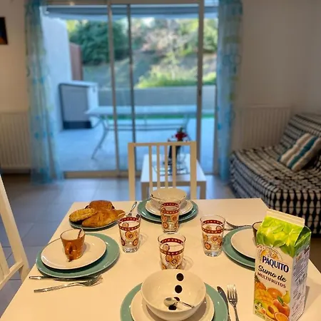 Nouvelle Vague Yourhosthelper Apartment Hyeres